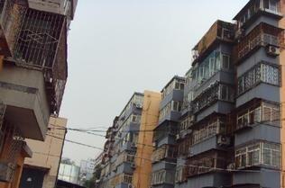 目下街21号,揭秘目下街21号的传奇故事